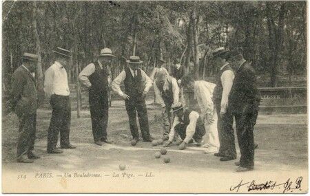 Paris-Boules.jpg (88861 Byte)